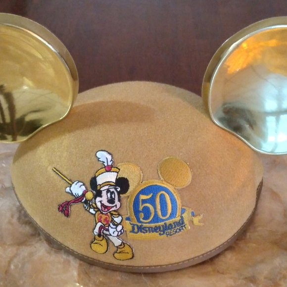 AUTHENTIC DISNEY 50TH MICKEY CAP - Picture 6 of 6